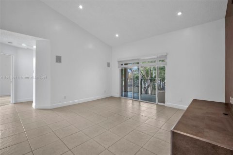 Copropriété à vendre à Miami, Floride: 3 chambres, 110.55 m2 № 1233473 - photo 6