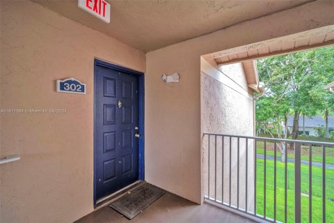 Condo in Miami, Florida, 3 bedrooms  № 1233473 - photo 3