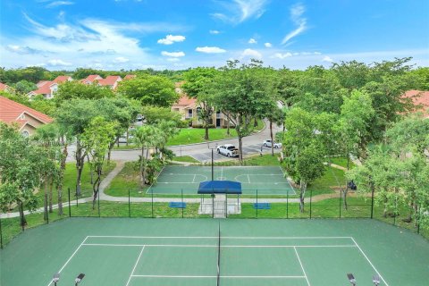 Condo in Miami, Florida, 3 bedrooms  № 1233473 - photo 28