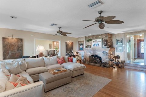 Casa en venta en Orlando, Florida, 4 dormitorios, 309.83 m2 № 1426890 - foto 8