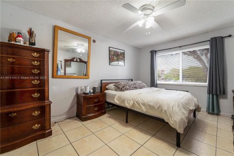 Condo in Miami, Florida, 1 bedroom  № 1398122 - photo 9