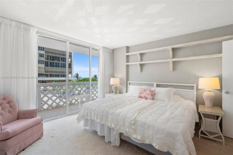 Copropriété à vendre à Boca Raton, Floride: 2 chambres, 114.27 m2 № 1239544 - photo 22