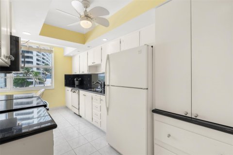 Copropriété à vendre à Boca Raton, Floride: 2 chambres, 114.27 m2 № 1239544 - photo 8