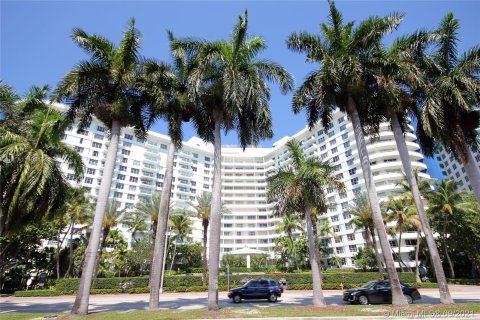 Condominio en alquiler en Miami Beach, Florida, 2 dormitorios, 126.35 m2 № 4541 - foto 14