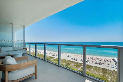 Copropriété à vendre à Miami Beach, Floride: 2 chambres, 115.11 m2 № 1398467 - photo 2