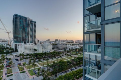 Copropriété à vendre à Miami Beach, Floride: 2 chambres, 115.11 m2 № 1398467 - photo 19