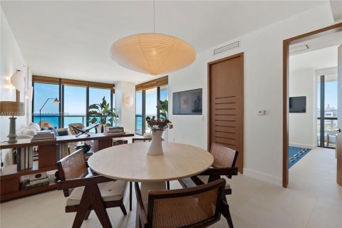 Condo in Miami Beach, Florida, 2 bedrooms  № 1398467 - photo 5