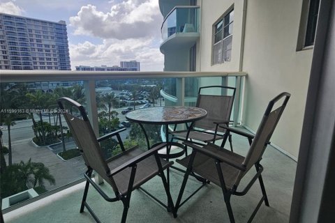 Copropriété à vendre à Hollywood, Floride: 1 chambre, 73.3 m2 № 1223087 - photo 19