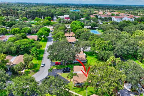 House in Delray Beach, Florida 3 bedrooms, 124.86 sq.m. № 1230370 - photo 19