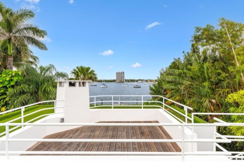 Villa ou maison à vendre à Palm Beach, Floride: 5 chambres, 297.47 m2 № 1230378 - photo 7