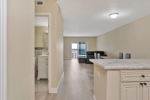 Copropriété à vendre à Pompano Beach, Floride: 2 chambres, 91.04 m2 № 966111 - photo 21