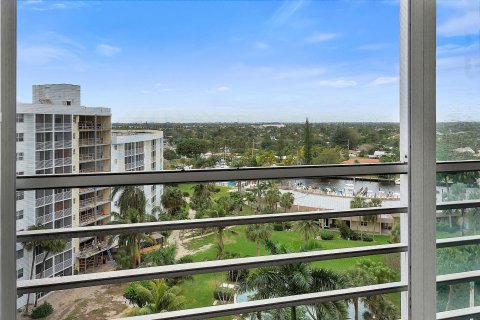 Copropriété à vendre à Pompano Beach, Floride: 2 chambres, 91.04 m2 № 966111 - photo 1