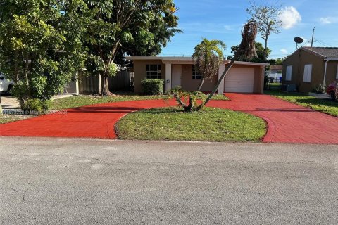 Villa ou maison à vendre à Hollywood, Floride: 1 chambre, 57.97 m2 № 1160063 - photo 1