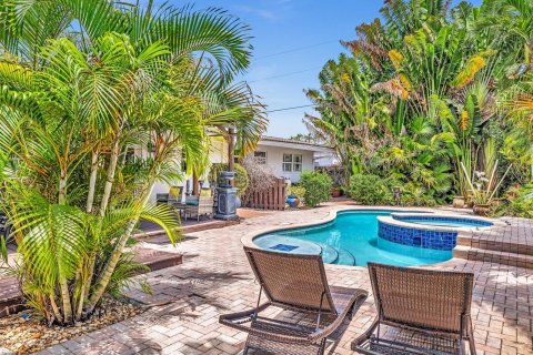 Casa en venta en Wilton Manors, Florida, 3 dormitorios, 144 m2 № 1159898 - foto 24