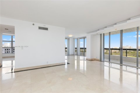 Condo in Aventura, Florida, 2 bedrooms  № 1417119 - photo 4