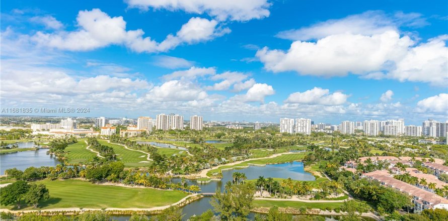 Condo in Aventura, Florida, 2 bedrooms  № 1417119