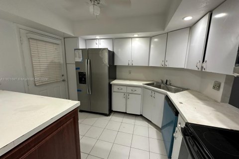 Copropriété à vendre à Lauderhill, Floride: 2 chambres, 111.48 m2 № 1242524 - photo 8