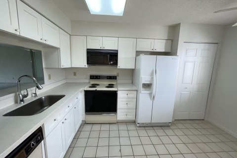 Condo in Delray Beach, Florida, 2 bedrooms  № 1230183 - photo 28