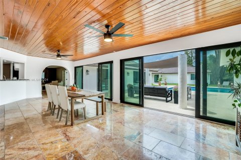 Villa ou maison à vendre à Miami, Floride: 8 chambres, 512.73 m2 № 1375736 - photo 26