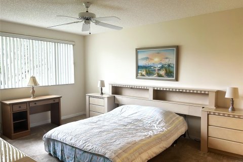 Condo in Sunrise, Florida, 2 bedrooms  № 1208604 - photo 9