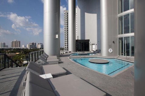 Condo in Sunny Isles Beach, Florida, 3 bedrooms  № 1221019 - photo 29