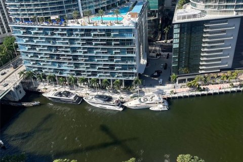 Copropriété à vendre à Miami, Floride: 55.56 m2 № 1389566 - photo 1