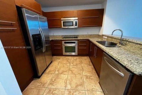 Condo in Sunrise, Florida, 1 bedroom  № 1324520 - photo 3