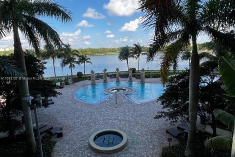 Copropriété à vendre à Sunrise, Floride: 1 chambre, 88.91 m2 № 1324520 - photo 13