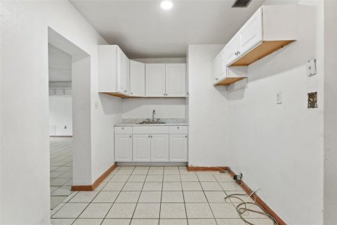 Casa en venta en Tampa, Florida, 2 dormitorios, 147.16 m2 № 1403336 - foto 6