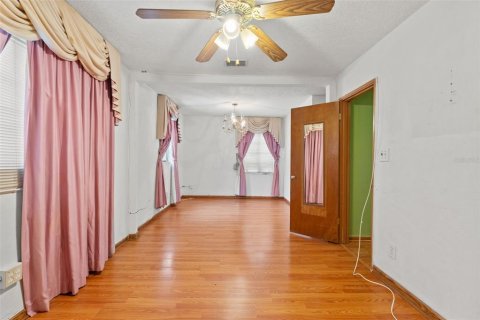 Villa ou maison à vendre à Tampa, Floride: 2 chambres, 147.16 m2 № 1403336 - photo 11