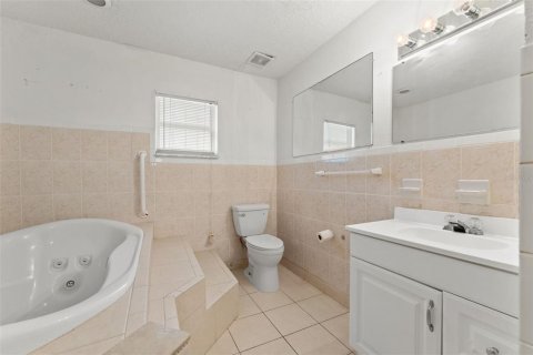 Casa en venta en Tampa, Florida, 2 dormitorios, 147.16 m2 № 1403336 - foto 13