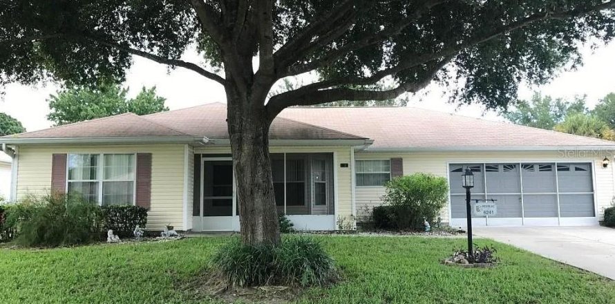 House in Ocala, Florida 3 bedrooms, 168.06 sq.m. № 1411812