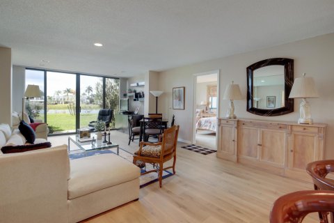 Condominio en venta en Lake Worth, Florida, 2 dormitorios, 90.86 m2 № 1100154 - foto 20