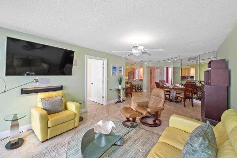 Copropriété à vendre à Jensen Beach, Floride: 2 chambres, 113.71 m2 № 1009607 - photo 29