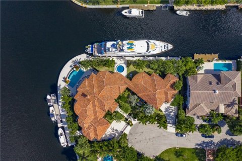 Villa ou maison à vendre à Fort Lauderdale, Floride: 8 chambres, 832.59 m2 № 55307 - photo 13