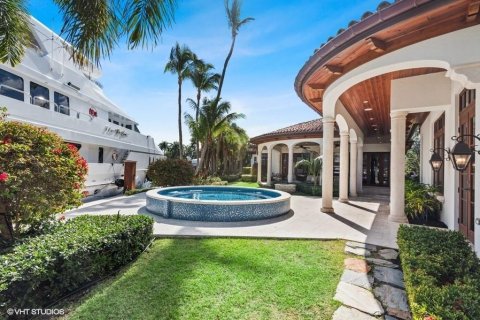 Villa ou maison à vendre à Fort Lauderdale, Floride: 8 chambres, 832.59 m2 № 55307 - photo 27