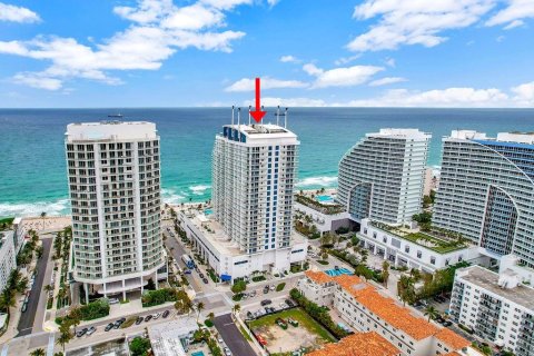 Condo in Fort Lauderdale, Florida, 2 bedrooms  № 1005108 - photo 6