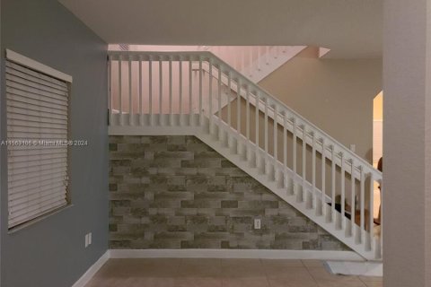 Casa en venta en Homestead, Florida, 4 dormitorios, 221.01 m2 № 1099292 - foto 11
