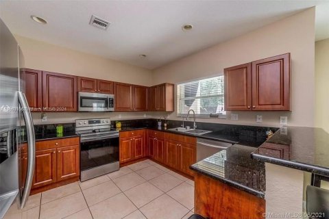 Casa en venta en Homestead, Florida, 4 dormitorios, 221.01 m2 № 1099292 - foto 3