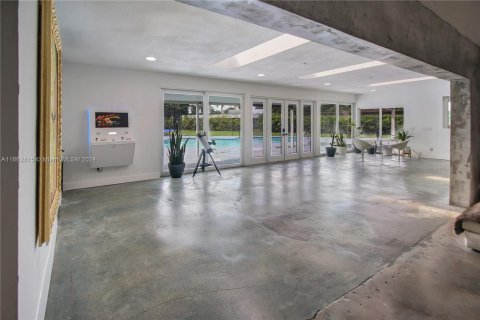 Villa ou maison à vendre à Tamarac, Floride: 4 chambres, 441.19 m2 № 1370923 - photo 14