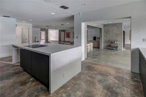 Villa ou maison à vendre à Tamarac, Floride: 4 chambres, 441.19 m2 № 1370923 - photo 23