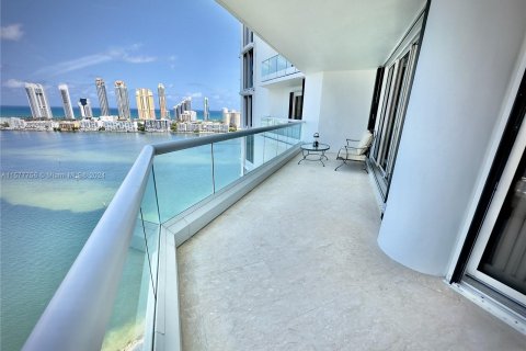 Condominio en venta en Aventura, Florida, 5 dormitorios, 310.29 m2 № 1147382 - foto 17