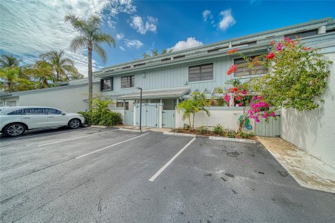 Adosado en venta en Miami, Florida, 2 dormitorios, 132.85 m2 № 1399091 - foto 3