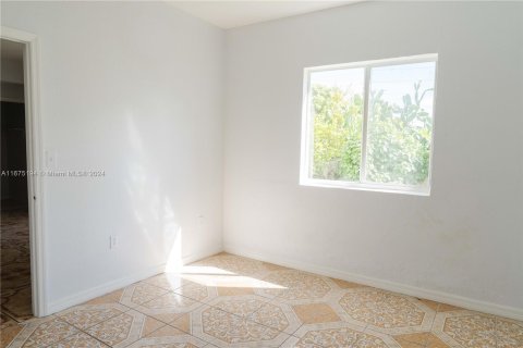 House in Miami, Florida 1 bedroom, 66.89 sq.m. № 1399090 - photo 20