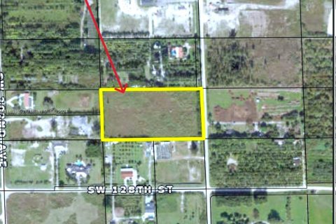 Propiedad comercial en venta en Miami, Florida № 1292241 - foto 13