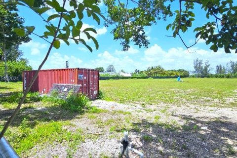 Propiedad comercial en venta en Miami, Florida № 1292241 - foto 5