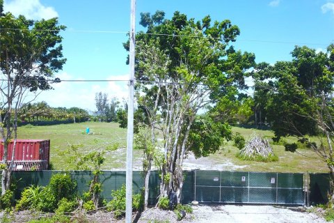 Propiedad comercial en venta en Miami, Florida № 1292241 - foto 11