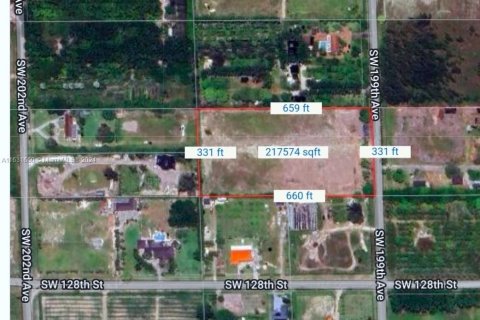 Propiedad comercial en venta en Miami, Florida № 1292241 - foto 8