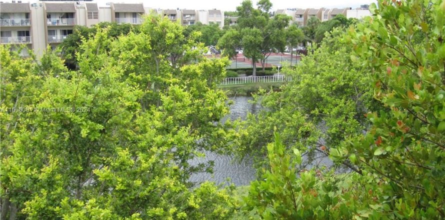 Condo in Miami, Florida, 1 bedroom  № 1384219