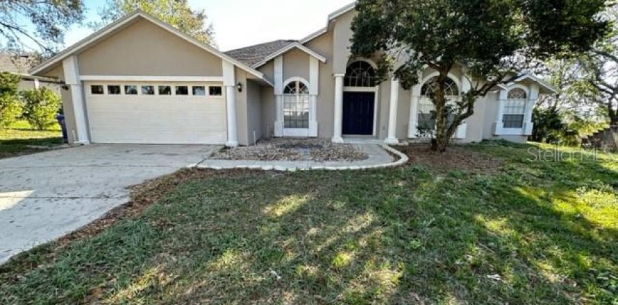 House in Lake Mary, Florida 3 bedrooms, 194.63 sq.m. № 1367941